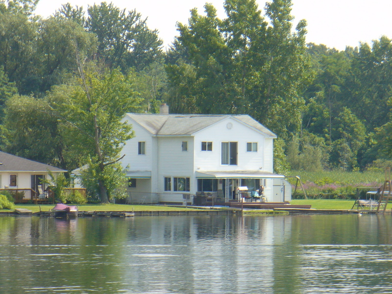 Lake Homes Commerce Township Michigan 