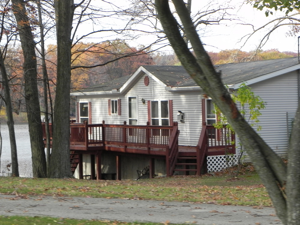waterfront homes fish lake rose township michigan