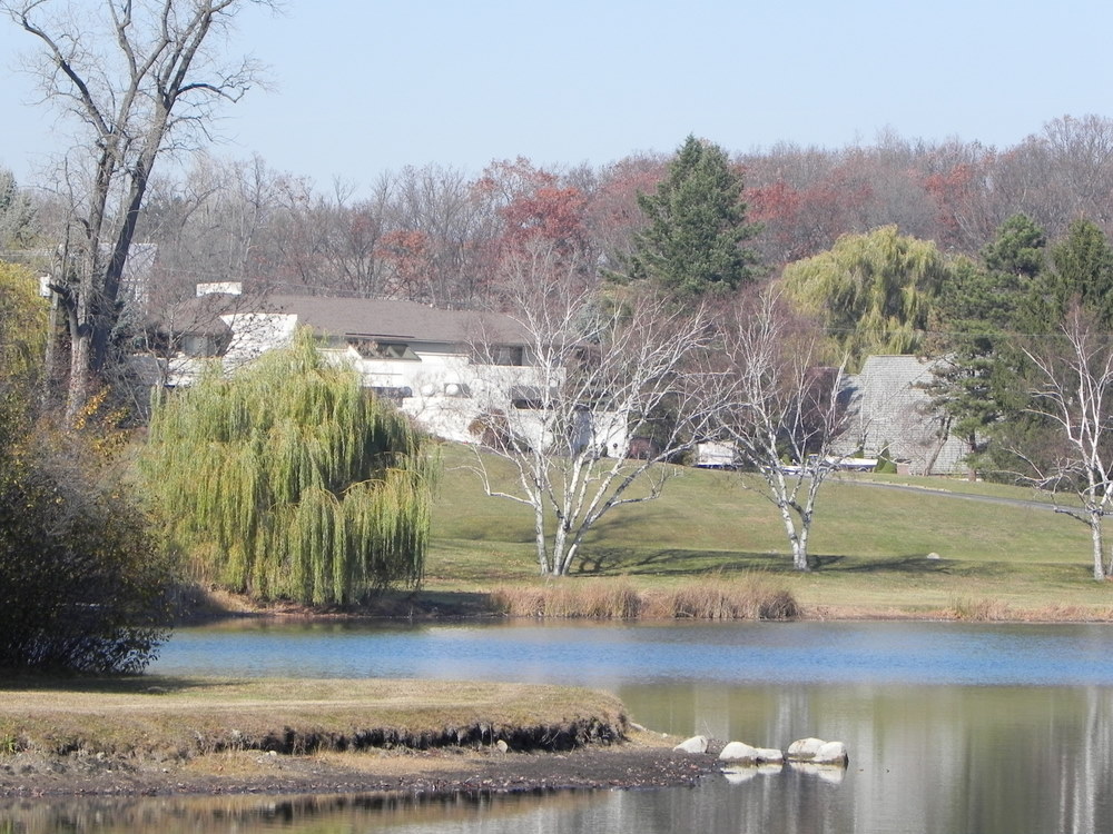 Waterfront homes Chalmers Lake Oakland County MI