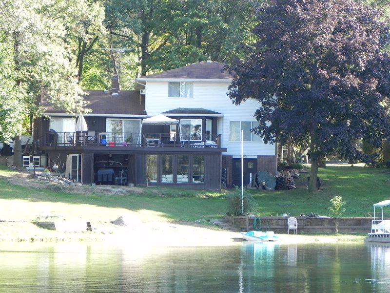 waterfront homes mohawk lake waterford township michigan
