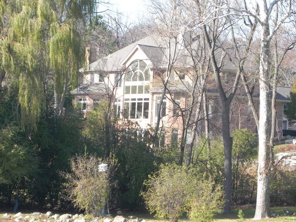 waterfront homes wing lake bloomfield township michigan