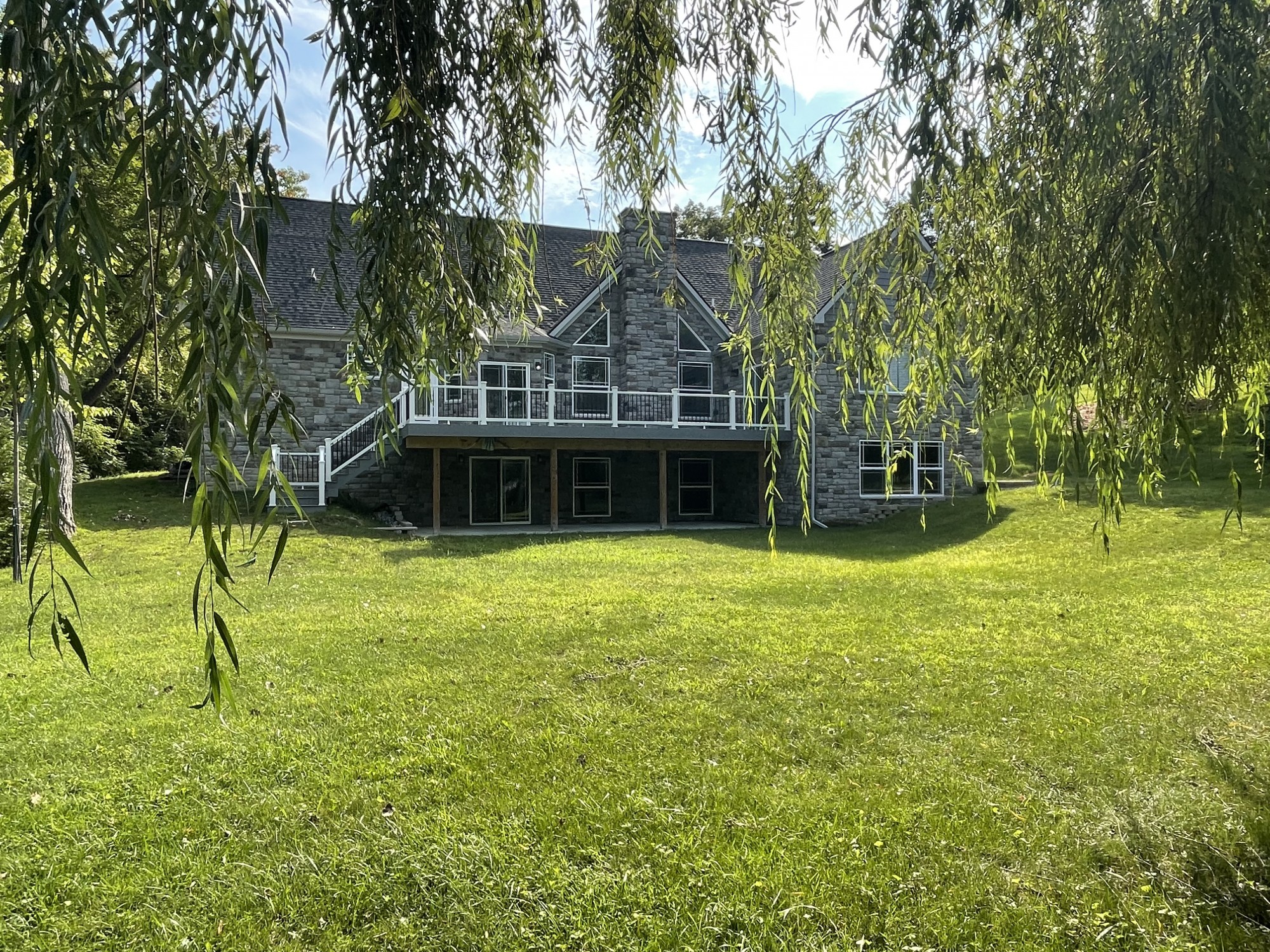 Waterfront homes Marl Lake Fenton MI