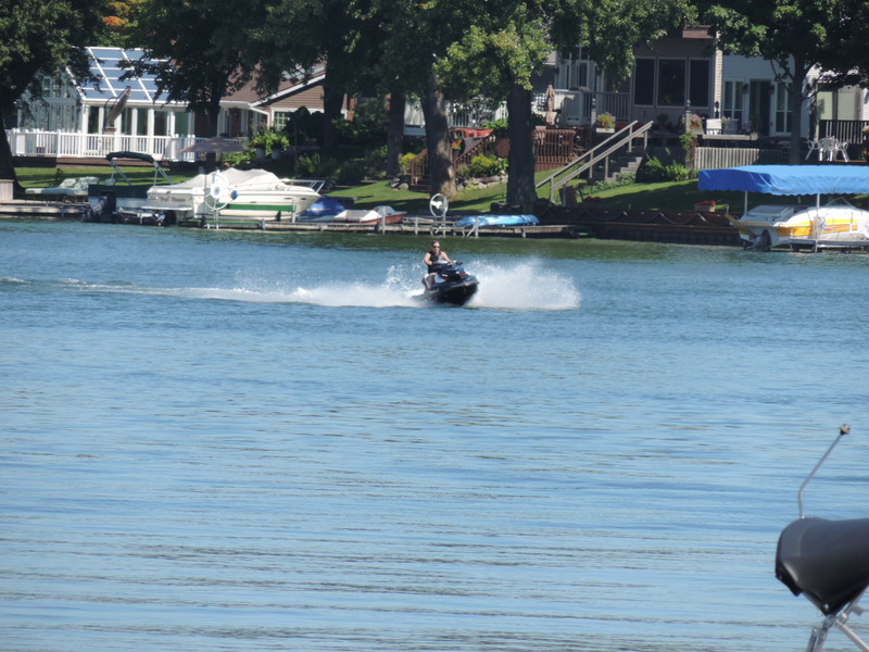 Lake Fenton homes Fenton Township Michigan
