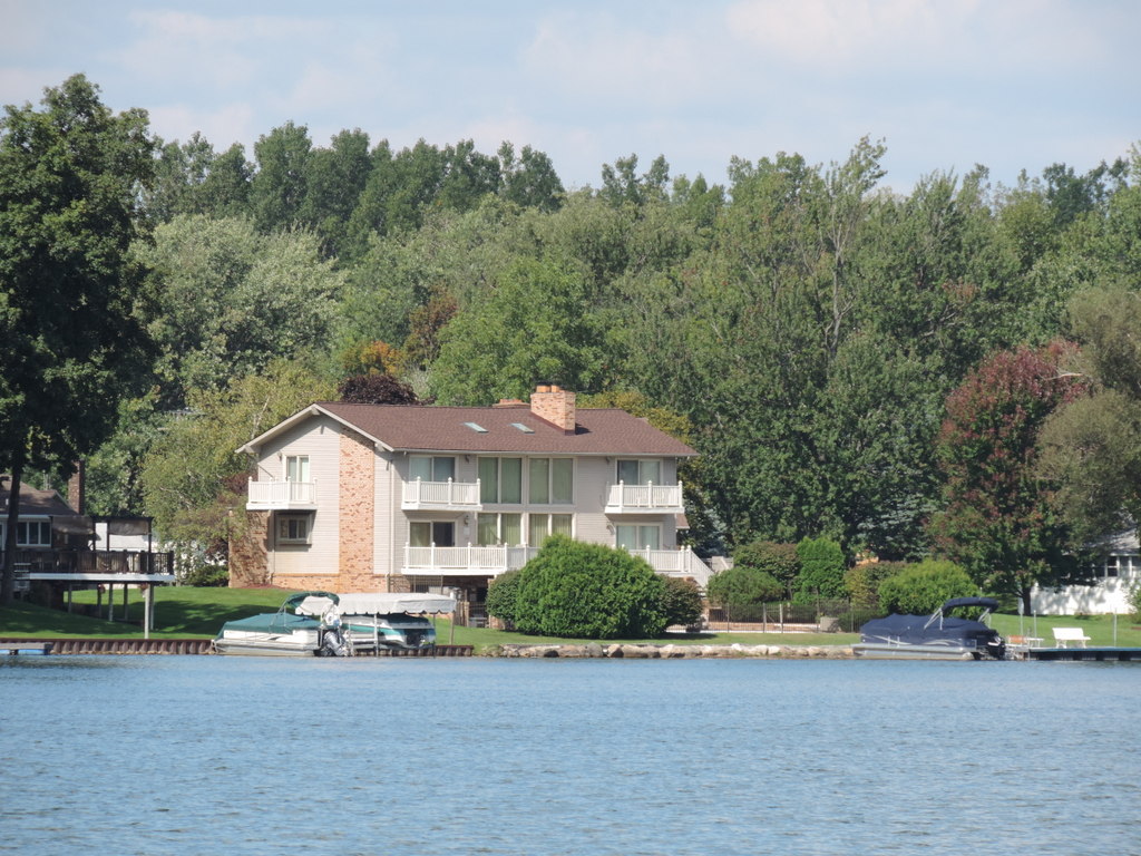 Homes for sale Duck Lake Highland MI