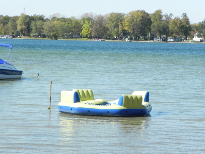 Zukey Lake homes Huron River chain of lakes